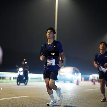 Runner Photo 7430492