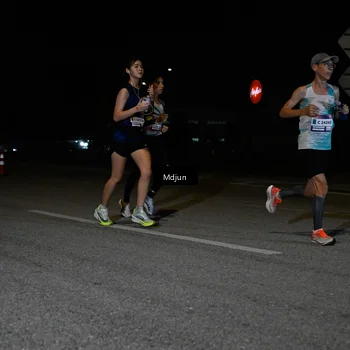 Runner Photo 7430494