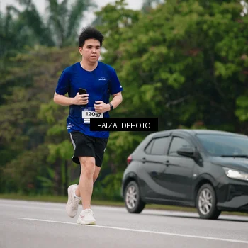 Runner Photo 7430501