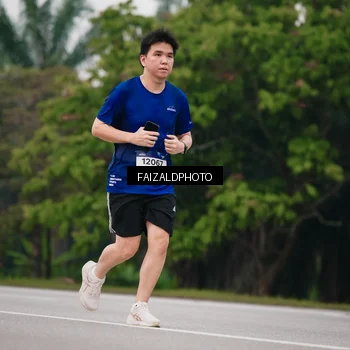 Runner Photo 7430503