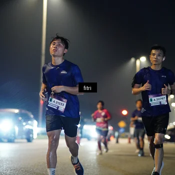 Runner Photo 7430519