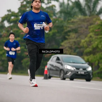 Runner Photo 7430533