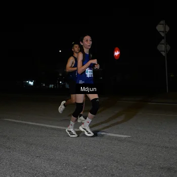 Runner Photo 7430554