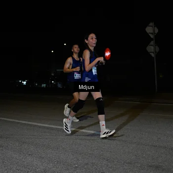 Runner Photo 7430573
