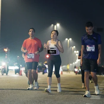 Runner Photo 7430575