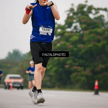 Runner Photo 7430655