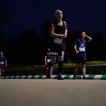 Runner Photo 7430700