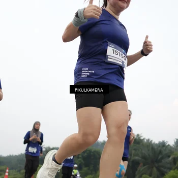 Runner Photo 7430707