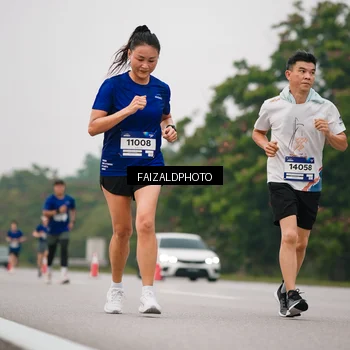 Runner Photo 7430718