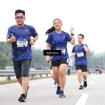 Runner Photo 7430767
