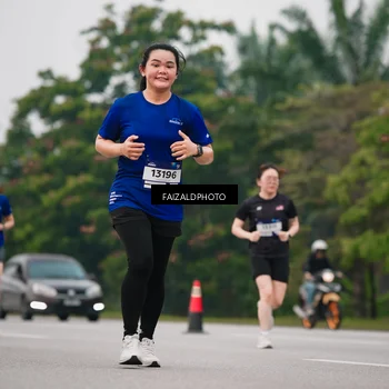 Runner Photo 7430770