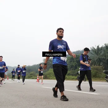 Runner Photo 7430778