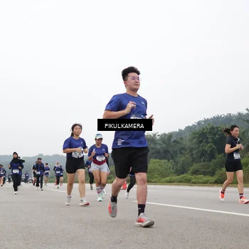 Runner Photo 7430804
