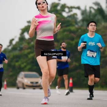 Runner Photo 7430827