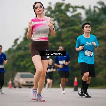 Runner Photo 7430828