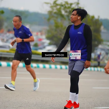 Runner Photo 7430832