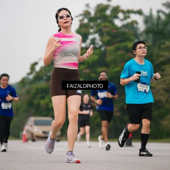 Runner Photo 7430848