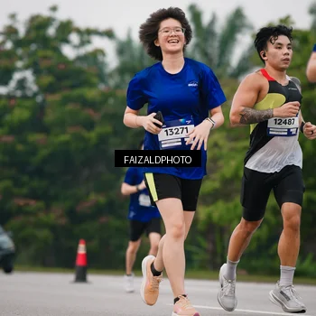 Runner Photo 7430860