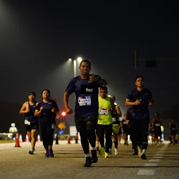 Runner Photo 7430864