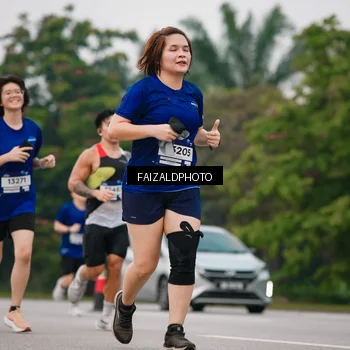 Runner Photo 7430869