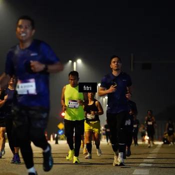 Runner Photo 7430878