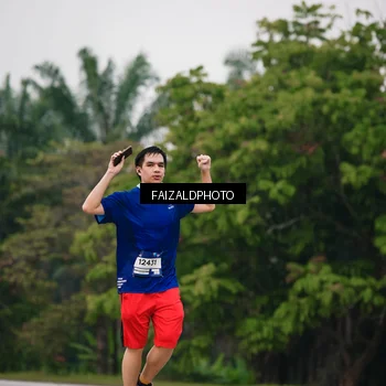 Runner Photo 7430894