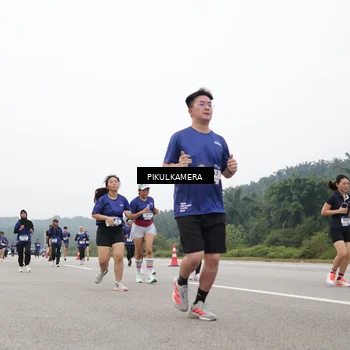Runner Photo 7430895