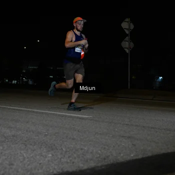 Runner Photo 7430899