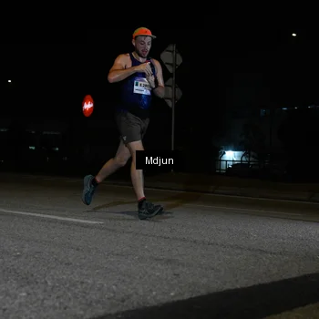 Runner Photo 7430913