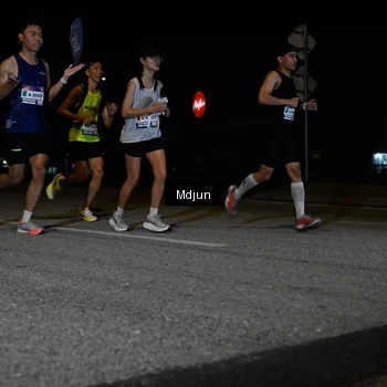 Runner Photo 7430938