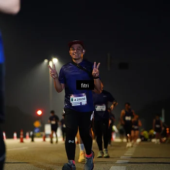 Runner Photo 7430942