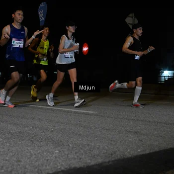Runner Photo 7430948