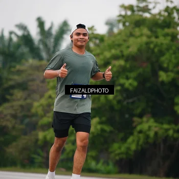 Runner Photo 7430957