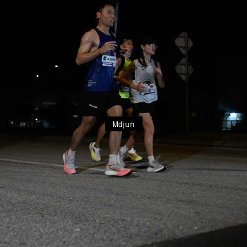 Runner Photo 7430993