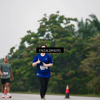 Runner Photo 7431000