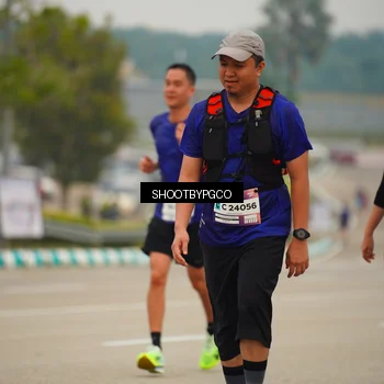 Runner Photo 7431004