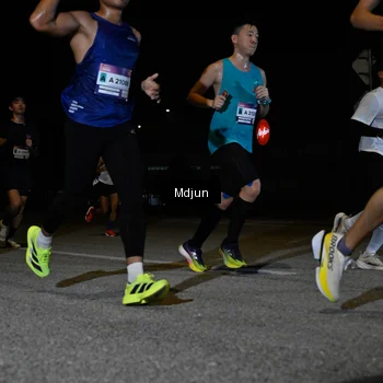Runner Photo 7431055