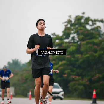 Runner Photo 7431056
