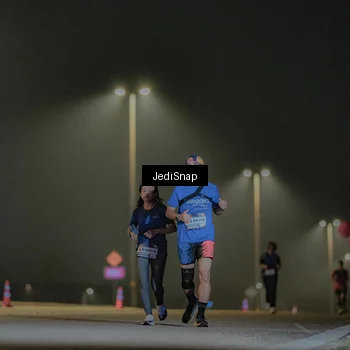Runner Photo 7431057