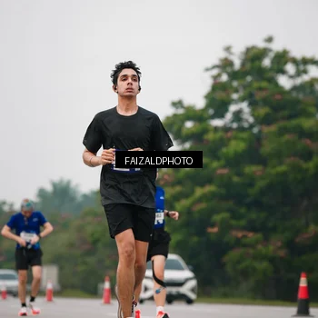 Runner Photo 7431062