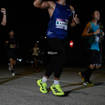 Runner Photo 7431066