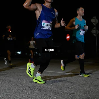 Runner Photo 7431068