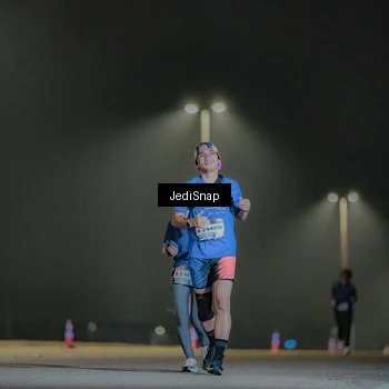 Runner Photo 7431076
