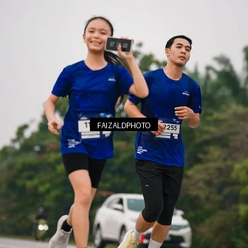 Runner Photo 7431087