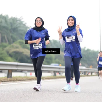Runner Photo 7431089