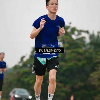 Runner Photo 7431118
