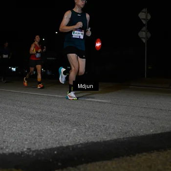 Runner Photo 7431122