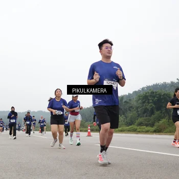 Runner Photo 7431126