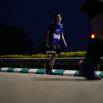 Runner Photo 7431137