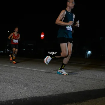 Runner Photo 7431140